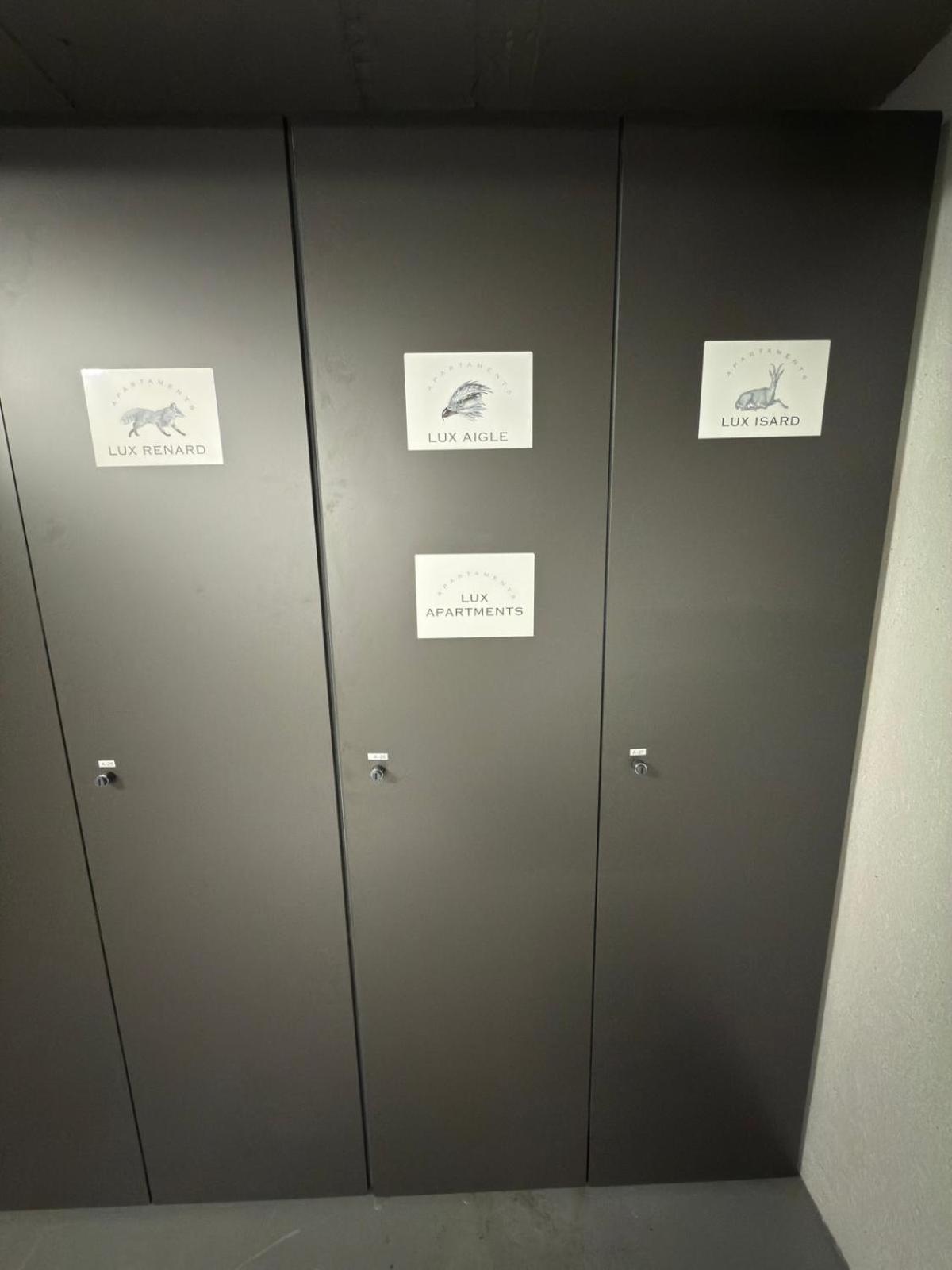 Lux Aigle Acceso Directo A Pistas *
